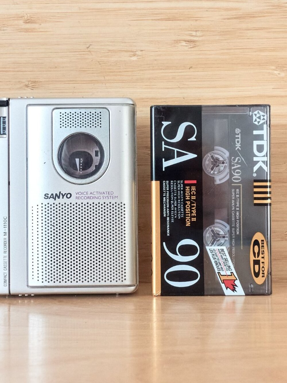 Sanyo M-1110C Cassette Recorder, Portable Handheld Voice Player